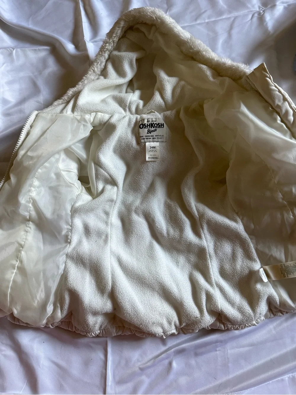 OshKosh B'gosh Cream Hooded Quilted Puffer Coat